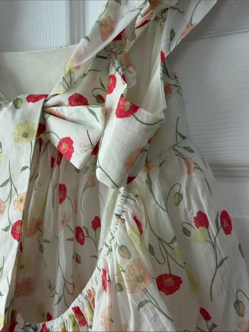 Womens White Floral Ruffle Top - Picture 3 of 7
